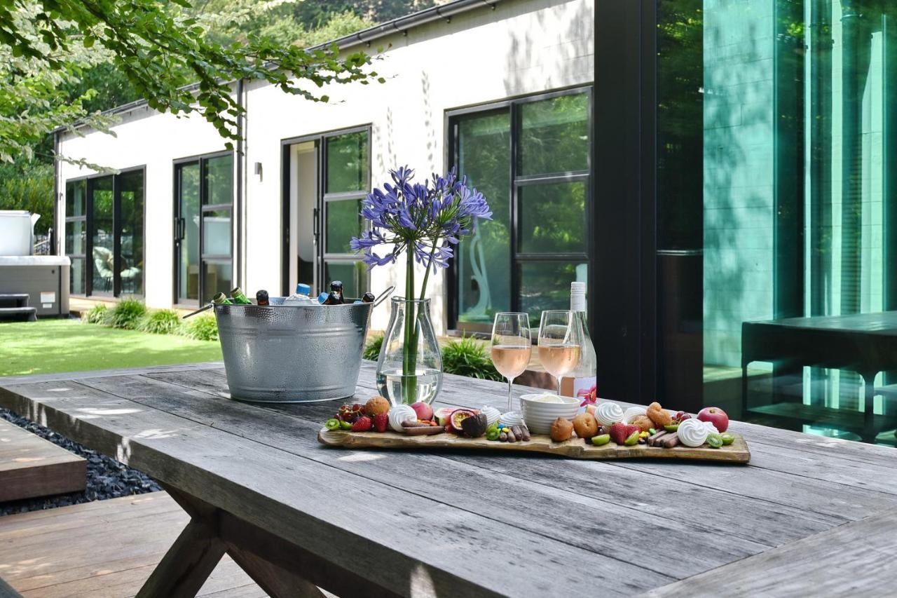 Bridle Path Retreat - Christchurch Holiday Homes Zewnętrze zdjęcie